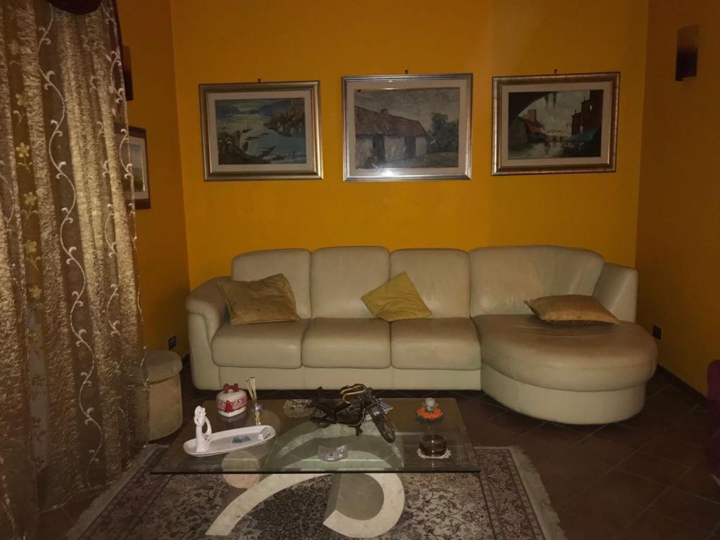 Mirella'S House Viaverona 아르데아 외부 사진