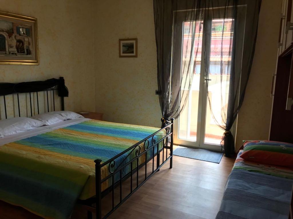 Mirella'S House Viaverona 아르데아 외부 사진